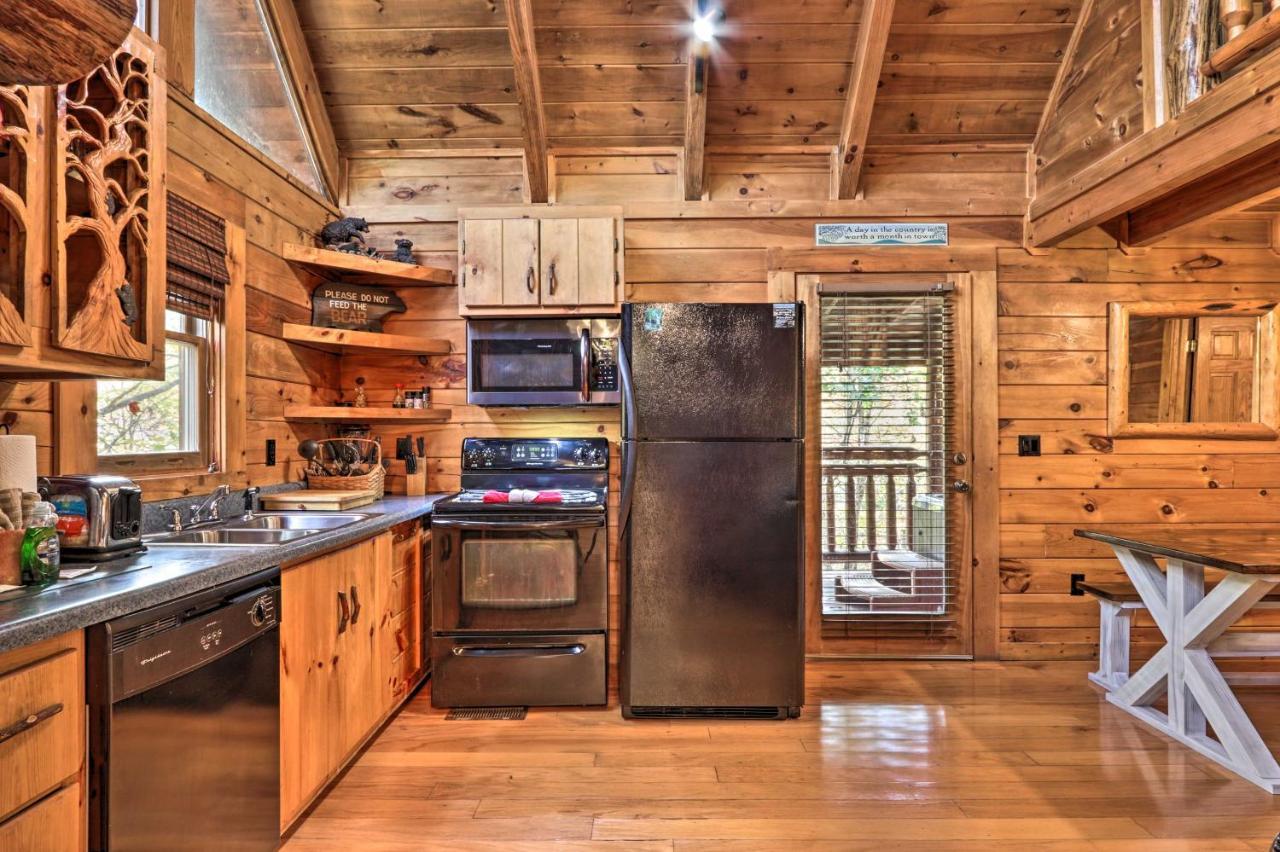 Smoky Mountain Log Cabin 7 Mi To Gatlinburg! Sevierville Exterior photo
